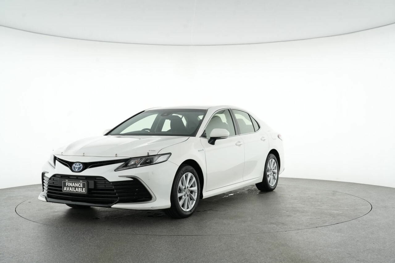 Toyota Camry image 4