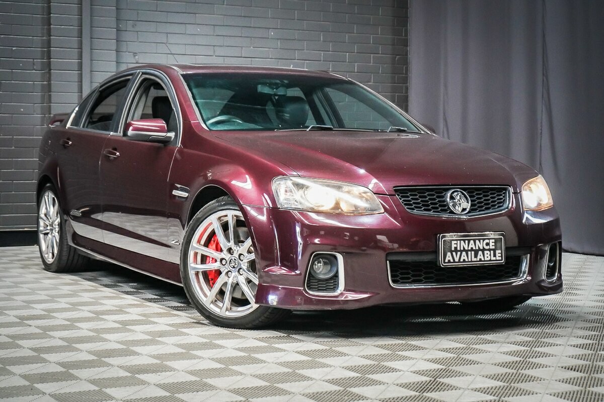 Holden Commodore image 1