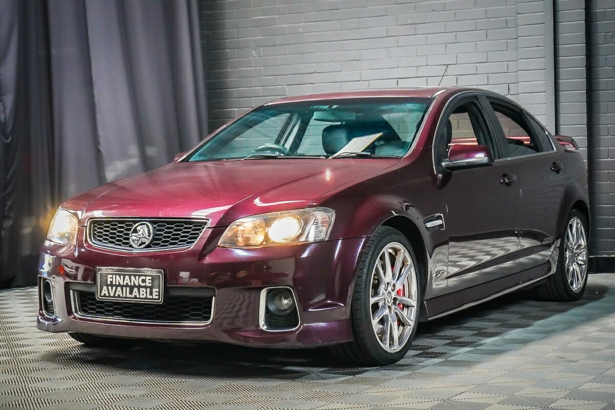 Holden Commodore image 2