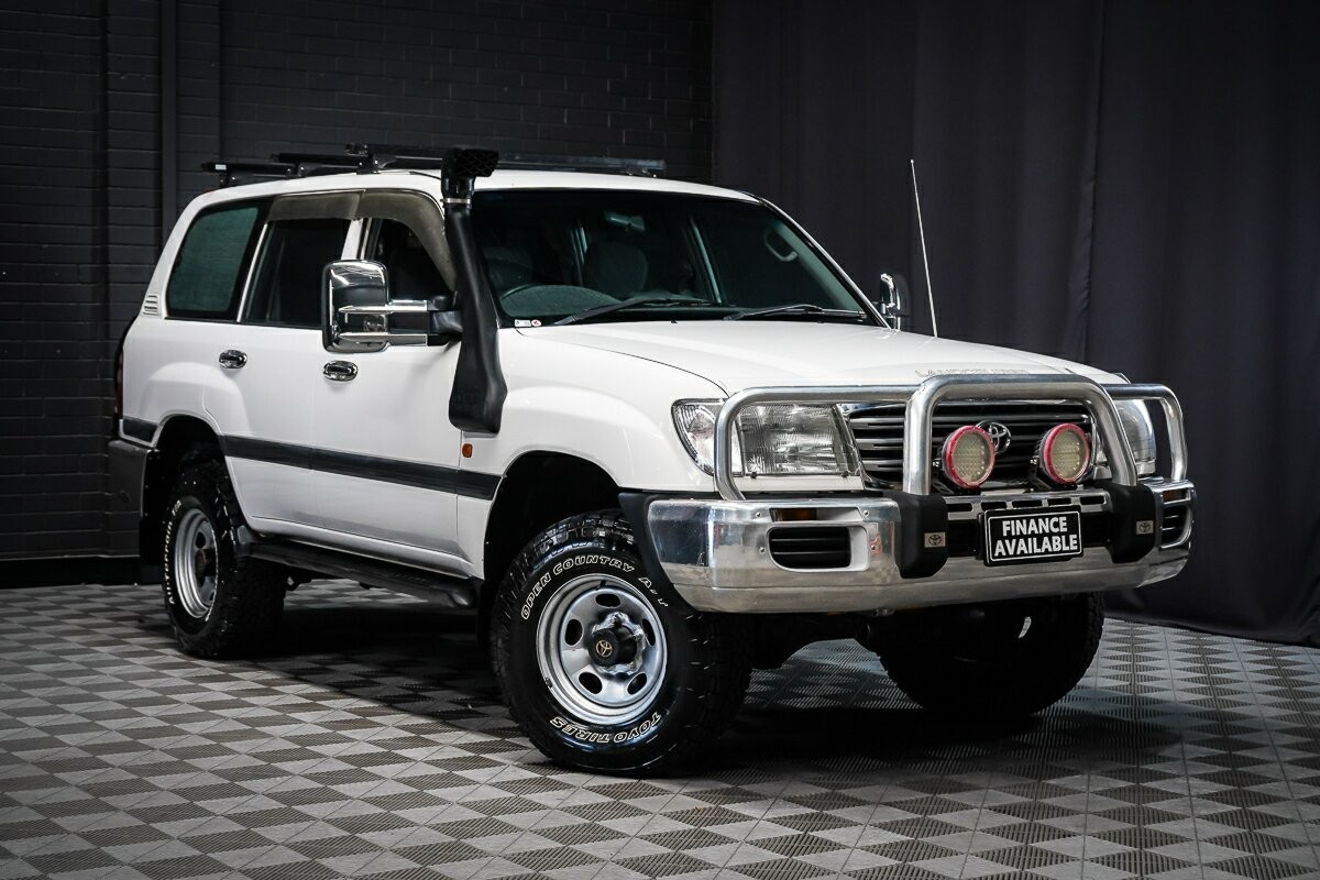 Toyota Landcruiser image 1