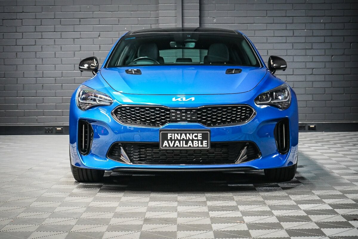 Kia Stinger image 3