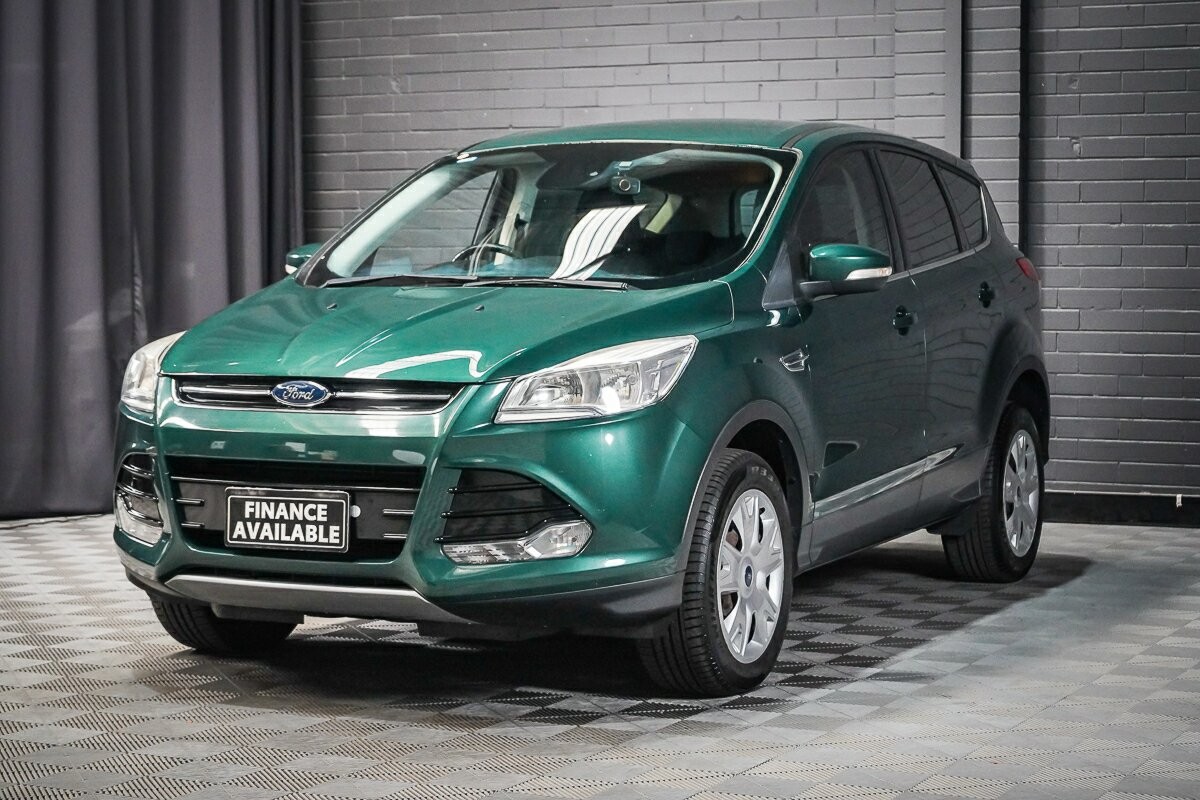 Ford Kuga image 4