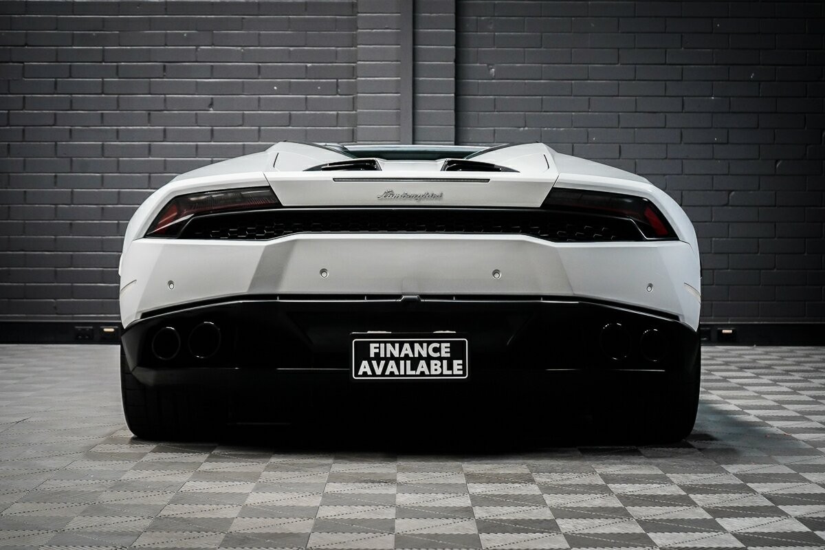 Lamborghini Huracan image 4