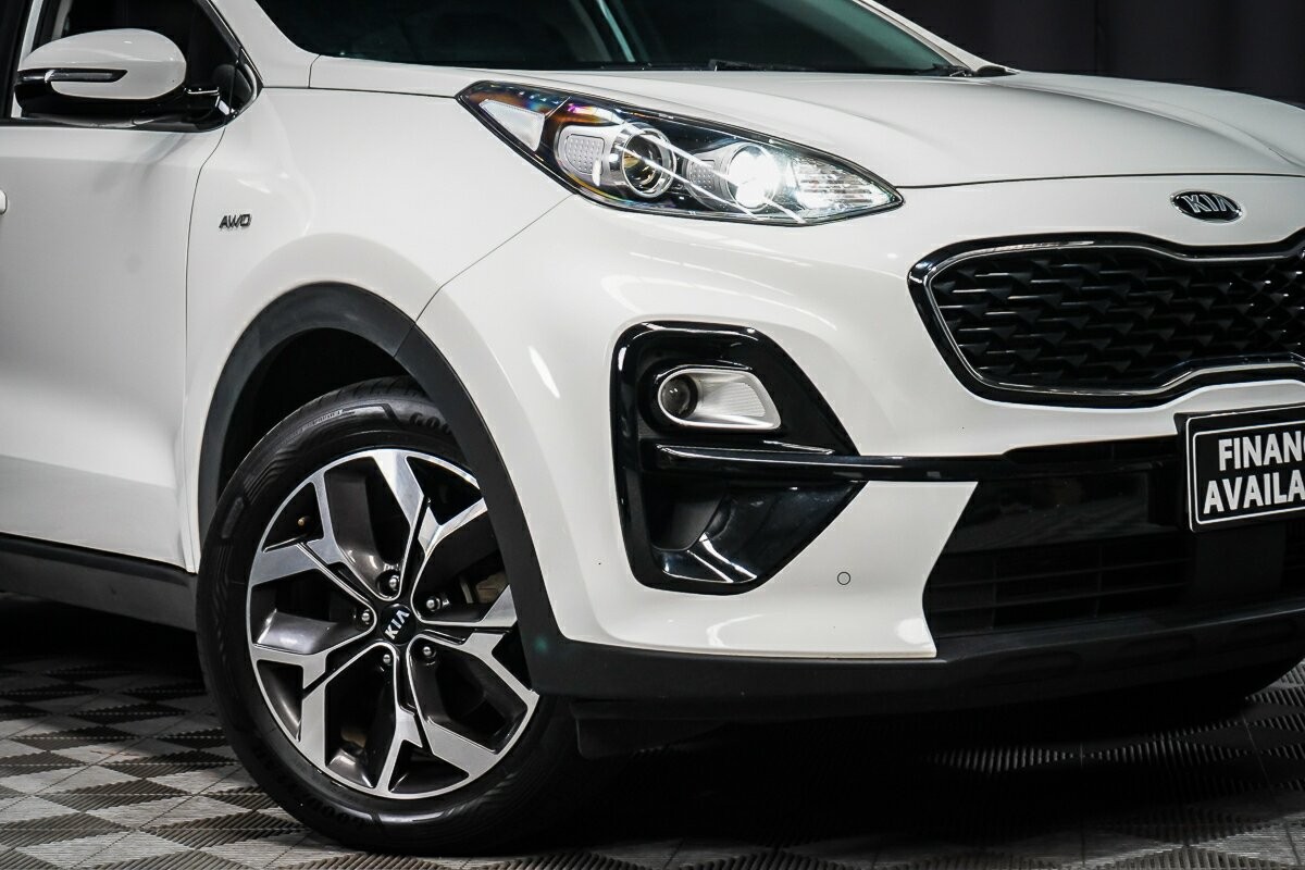 Kia Sportage image 2