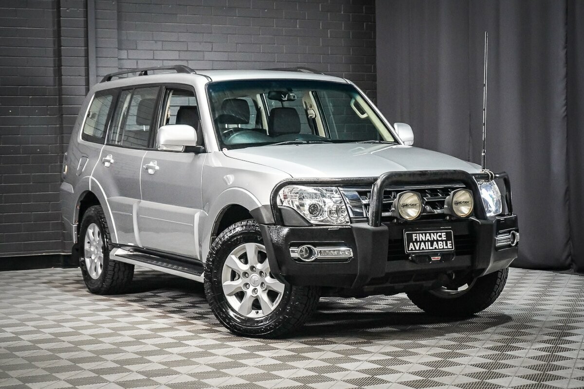 Mitsubishi Pajero image 1