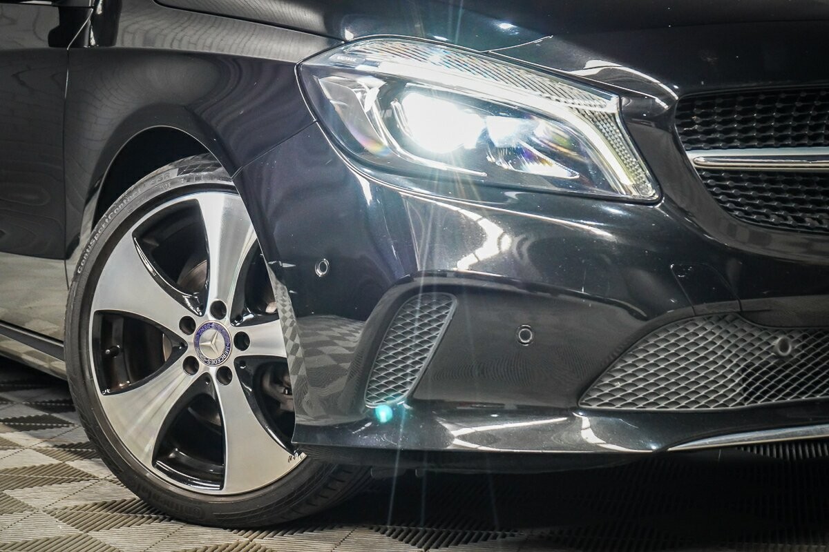 Mercedes Benz A-class image 2