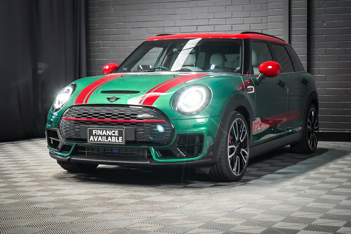 Mini Clubman image 4