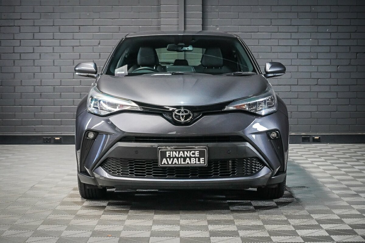 Toyota C-hr image 3