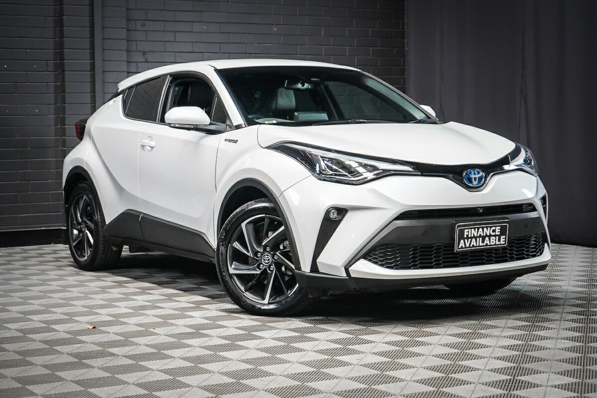 Toyota C-hr image 1