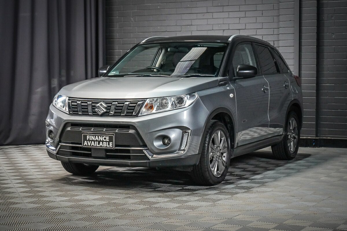 Suzuki Vitara image 4