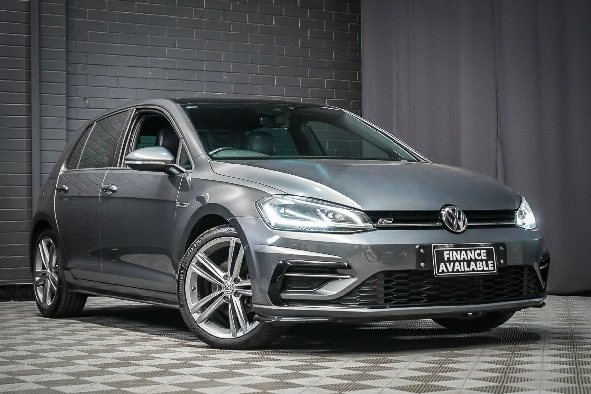 Volkswagen Golf image 1