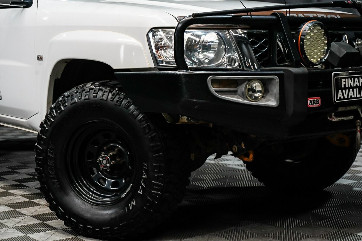 Nissan Patrol image 2