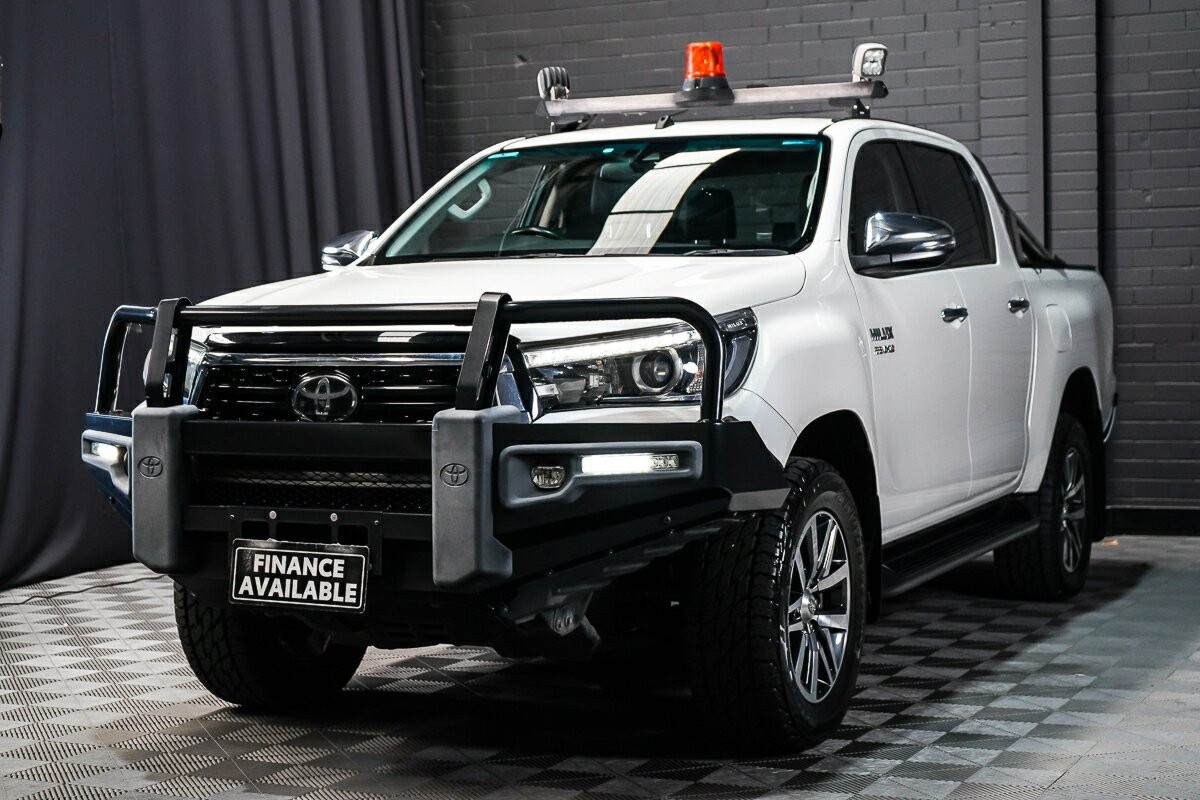 Toyota Hilux image 4