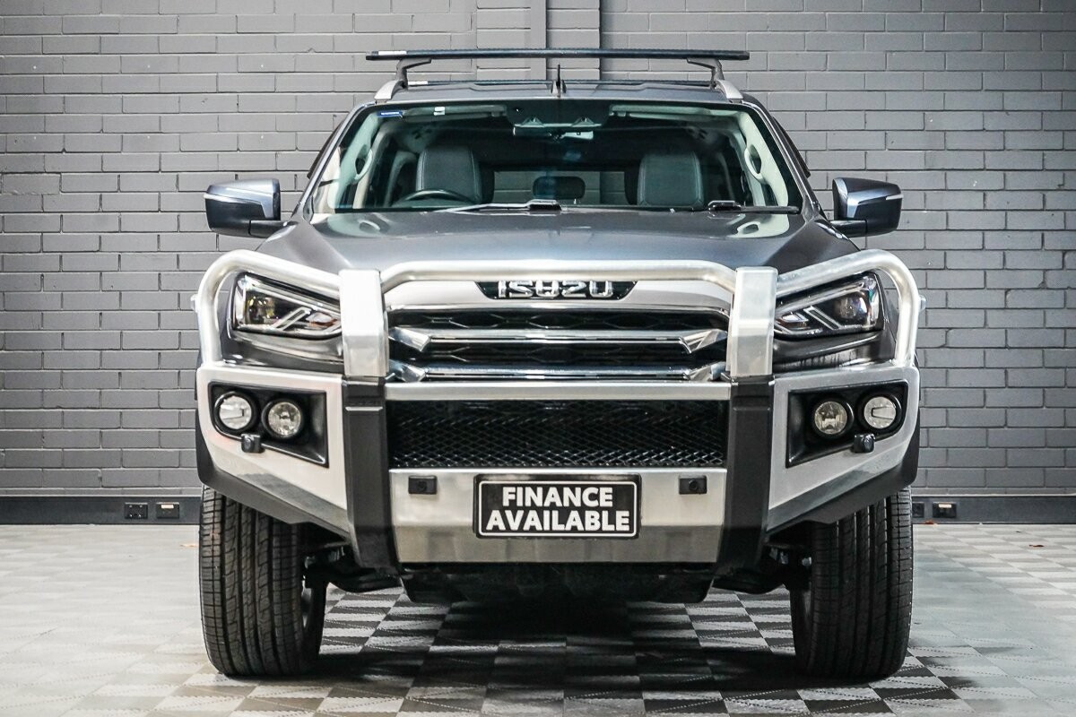 Isuzu Mu-x image 3
