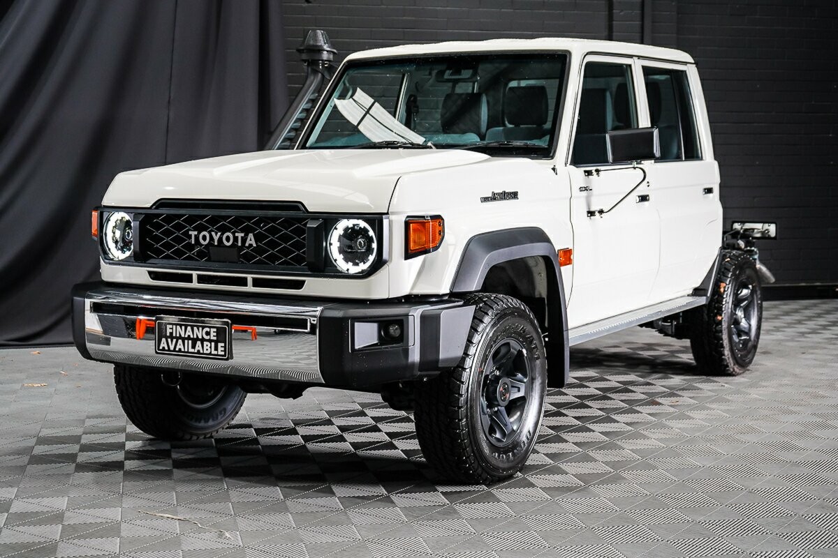 Toyota Landcruiser image 4