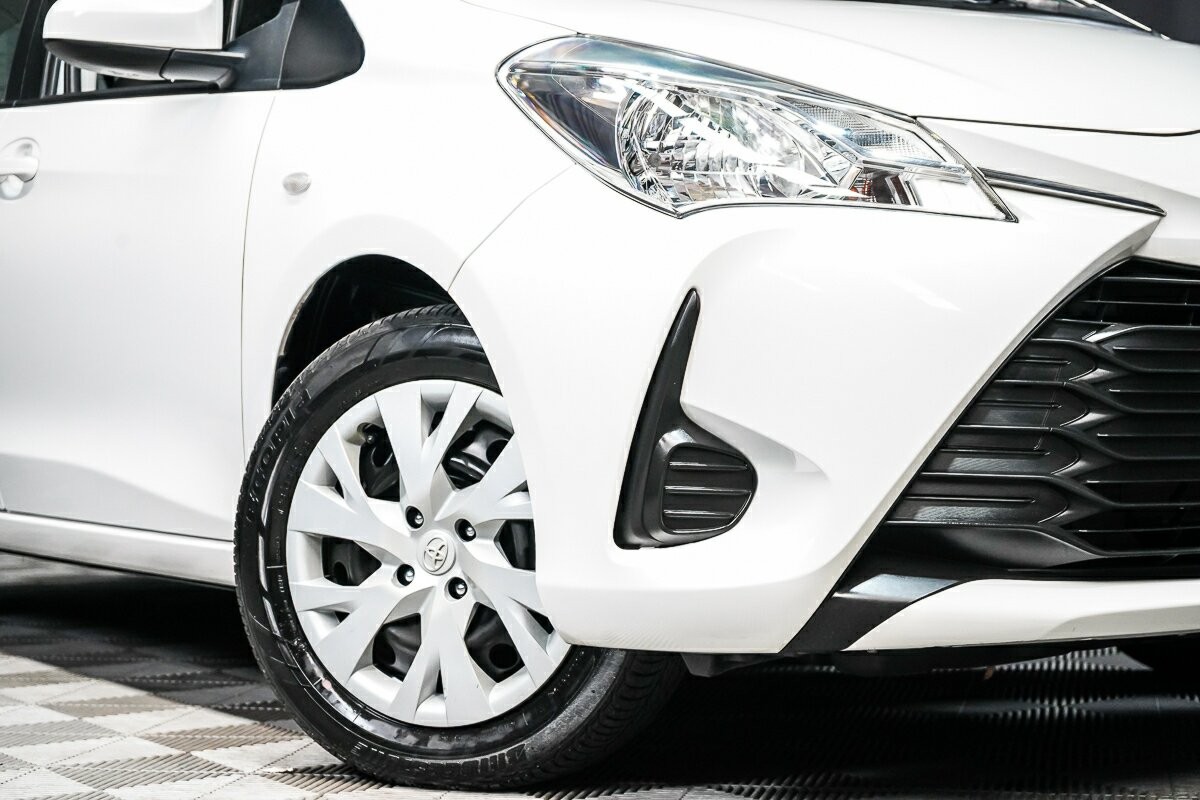 Toyota Yaris image 2
