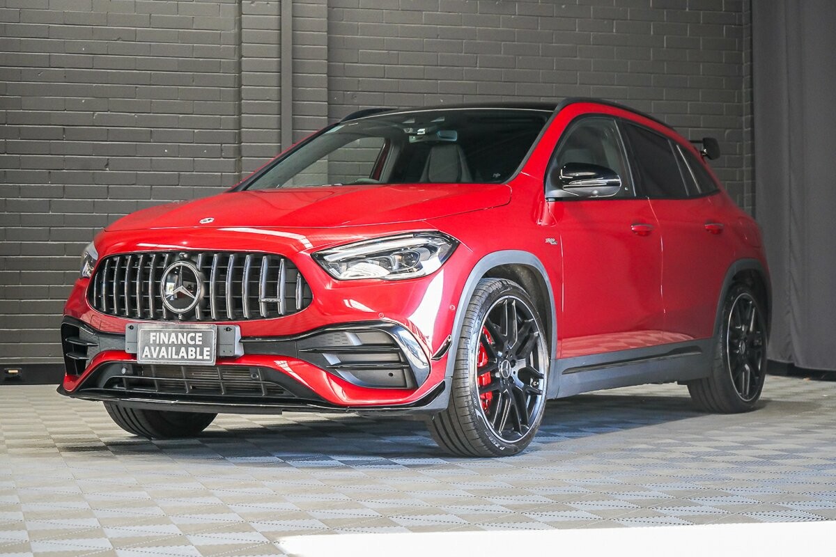 Mercedes Benz Gla-class image 4