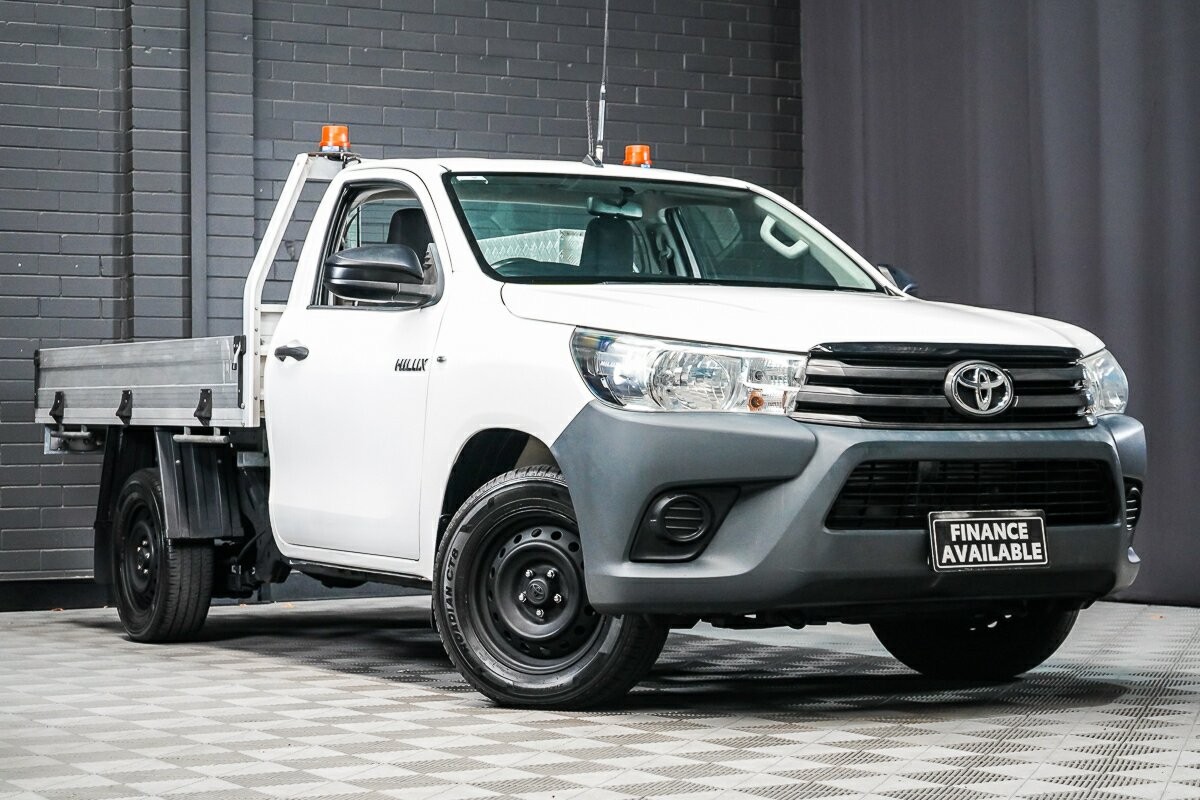 Toyota Hilux image 1