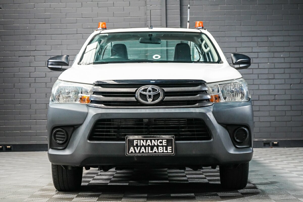 Toyota Hilux image 3