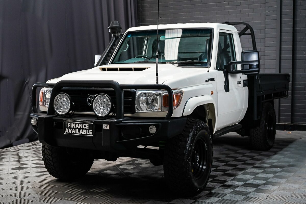 Toyota Landcruiser image 4