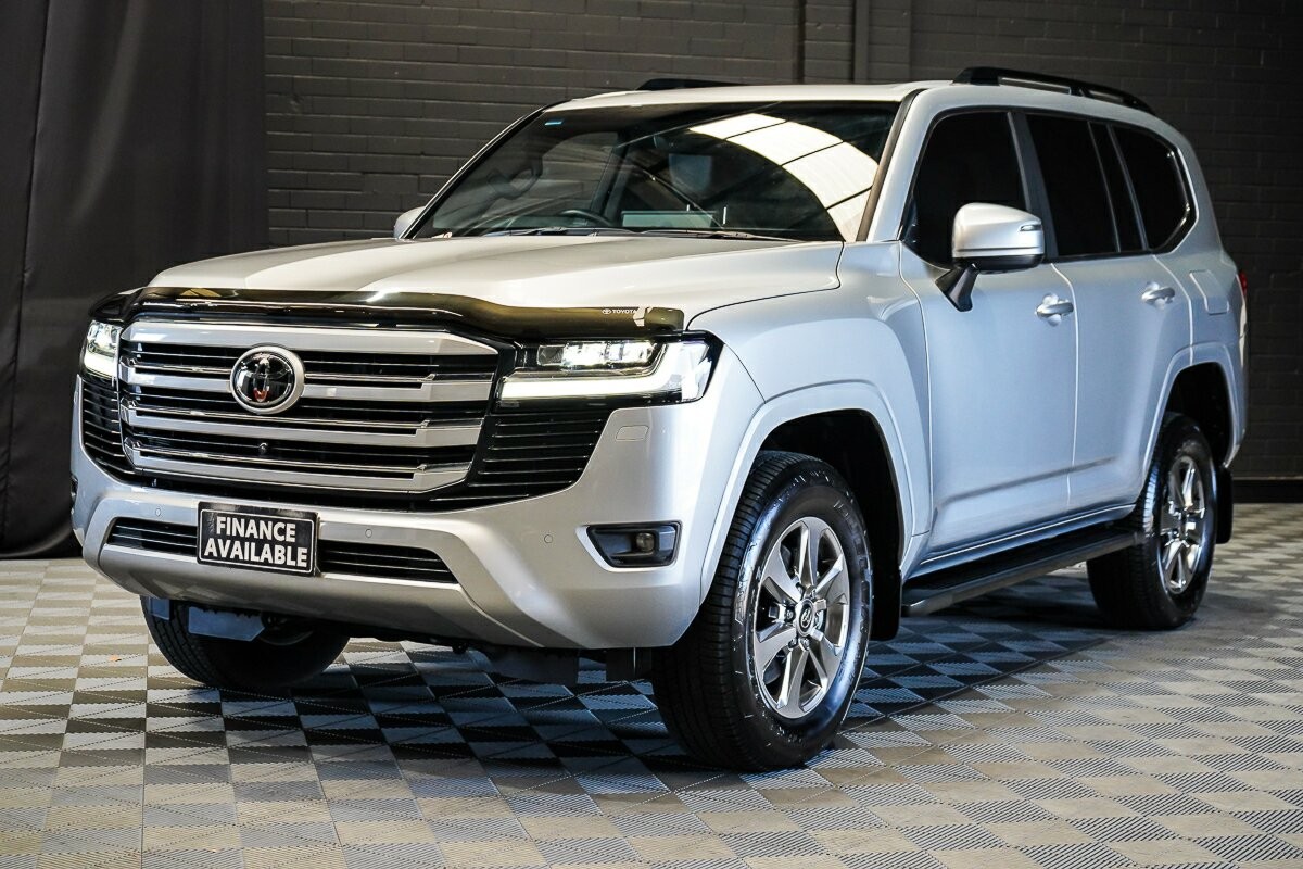 Toyota Landcruiser image 4