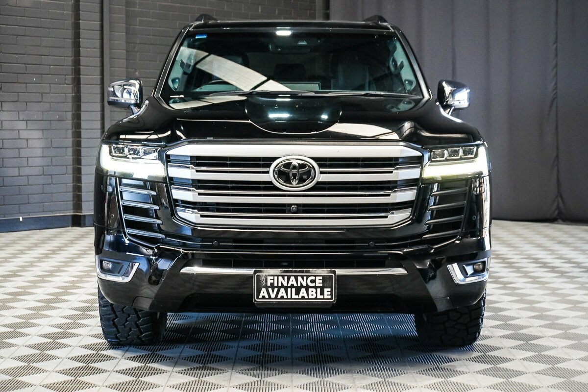 Toyota Landcruiser image 3
