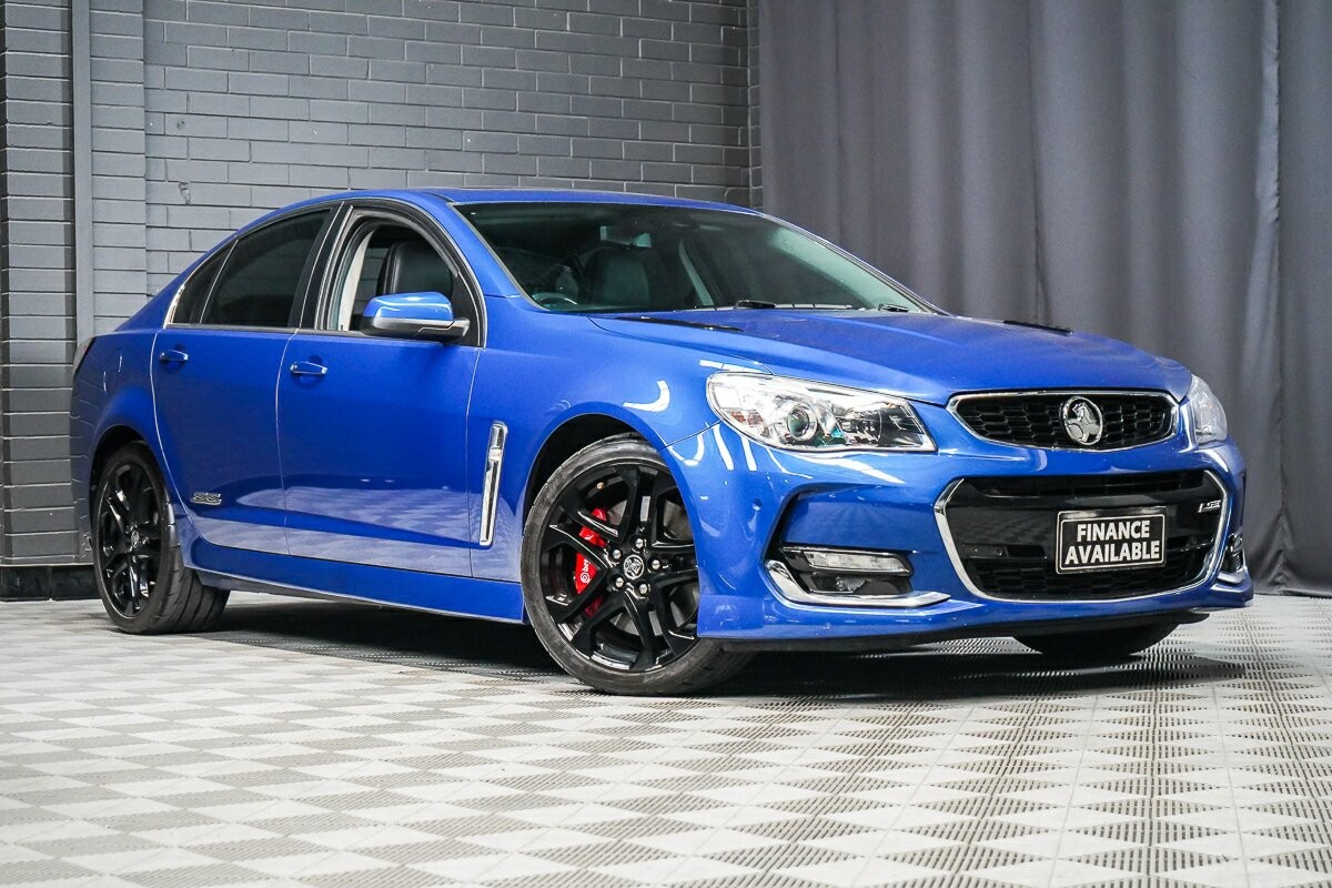 Holden Commodore image 1