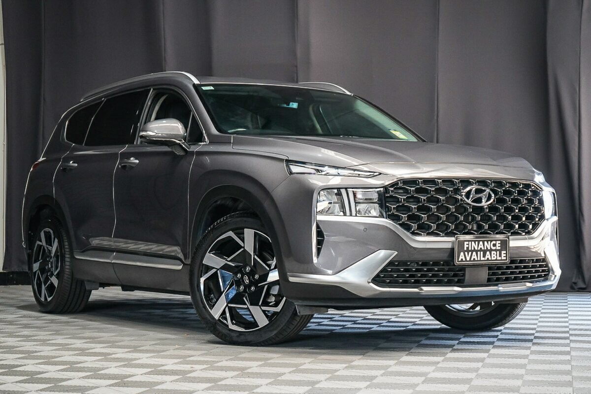 Hyundai Santa Fe image 1