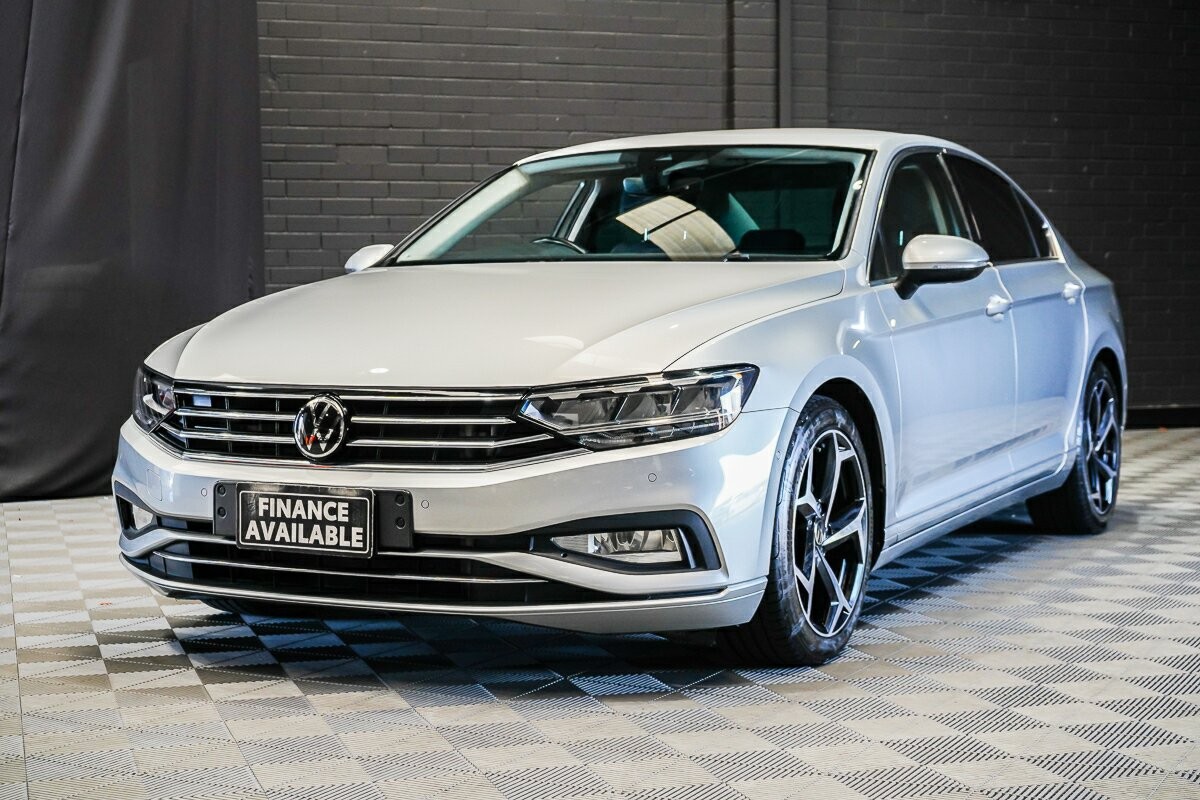 Volkswagen Passat image 4