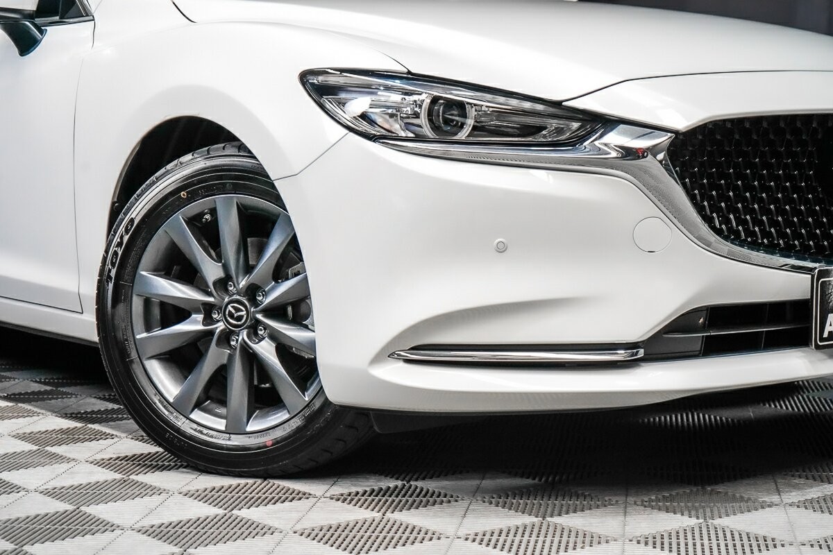Mazda 6 image 2