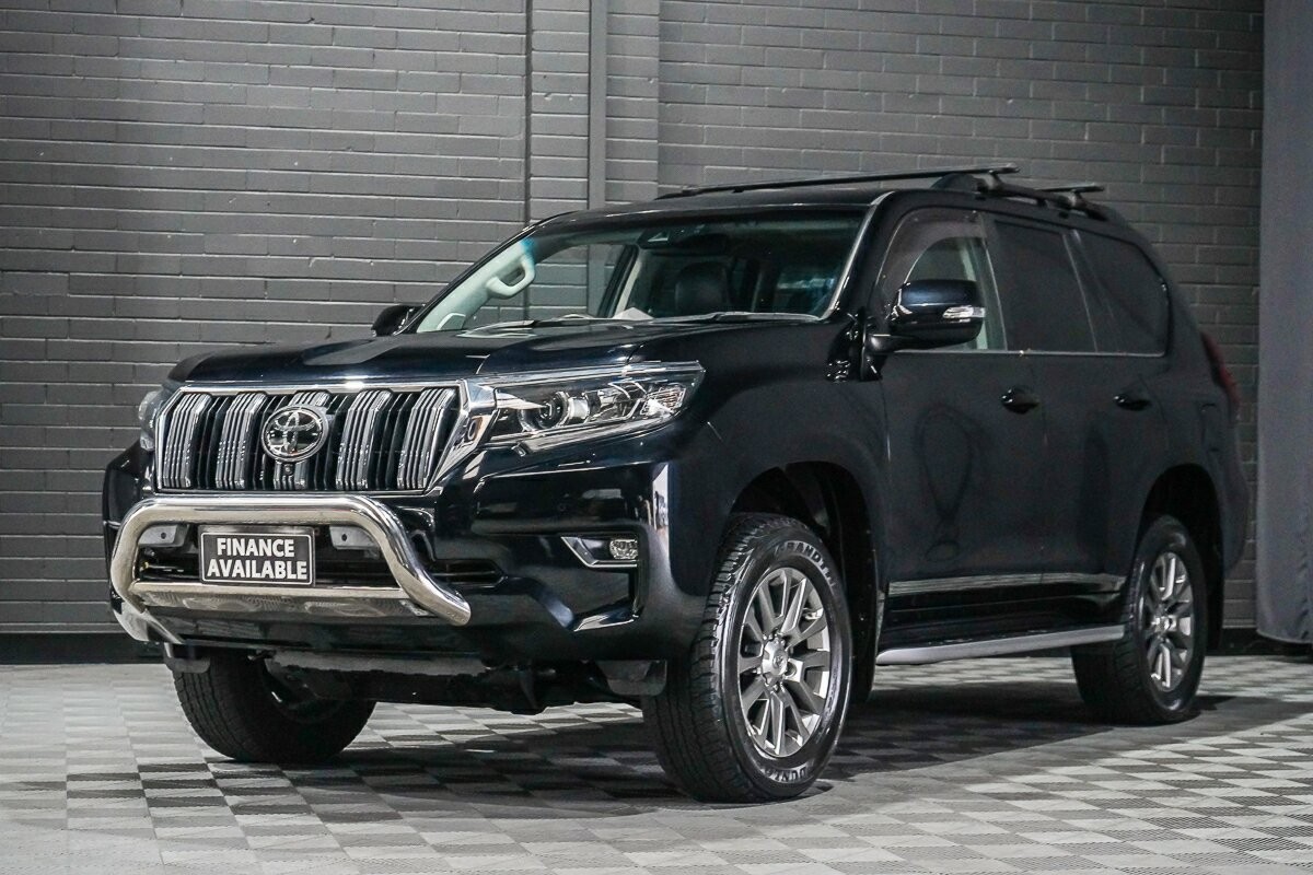 Toyota Landcruiser Prado image 4