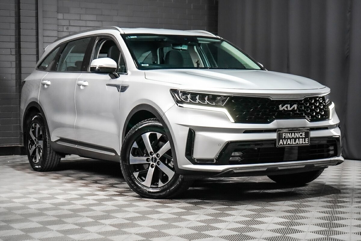 Kia Sorento image 1