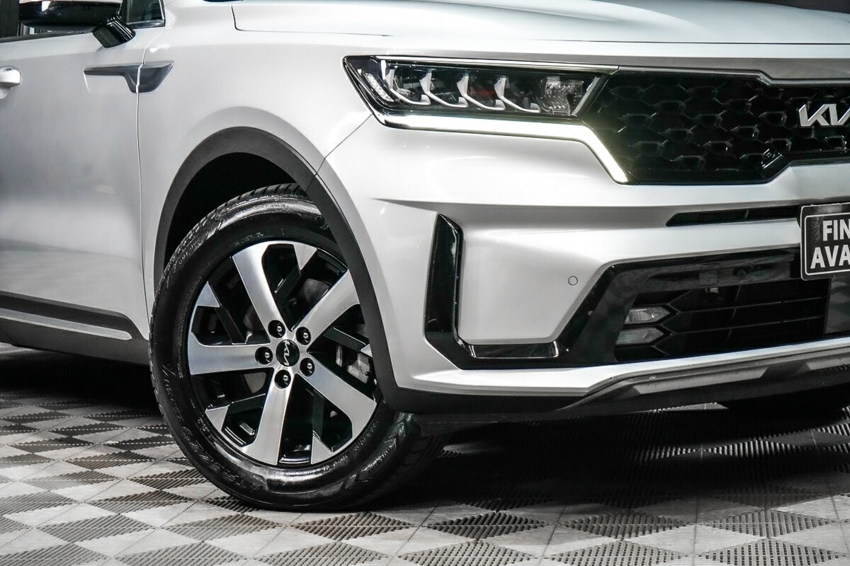 Kia Sorento image 2