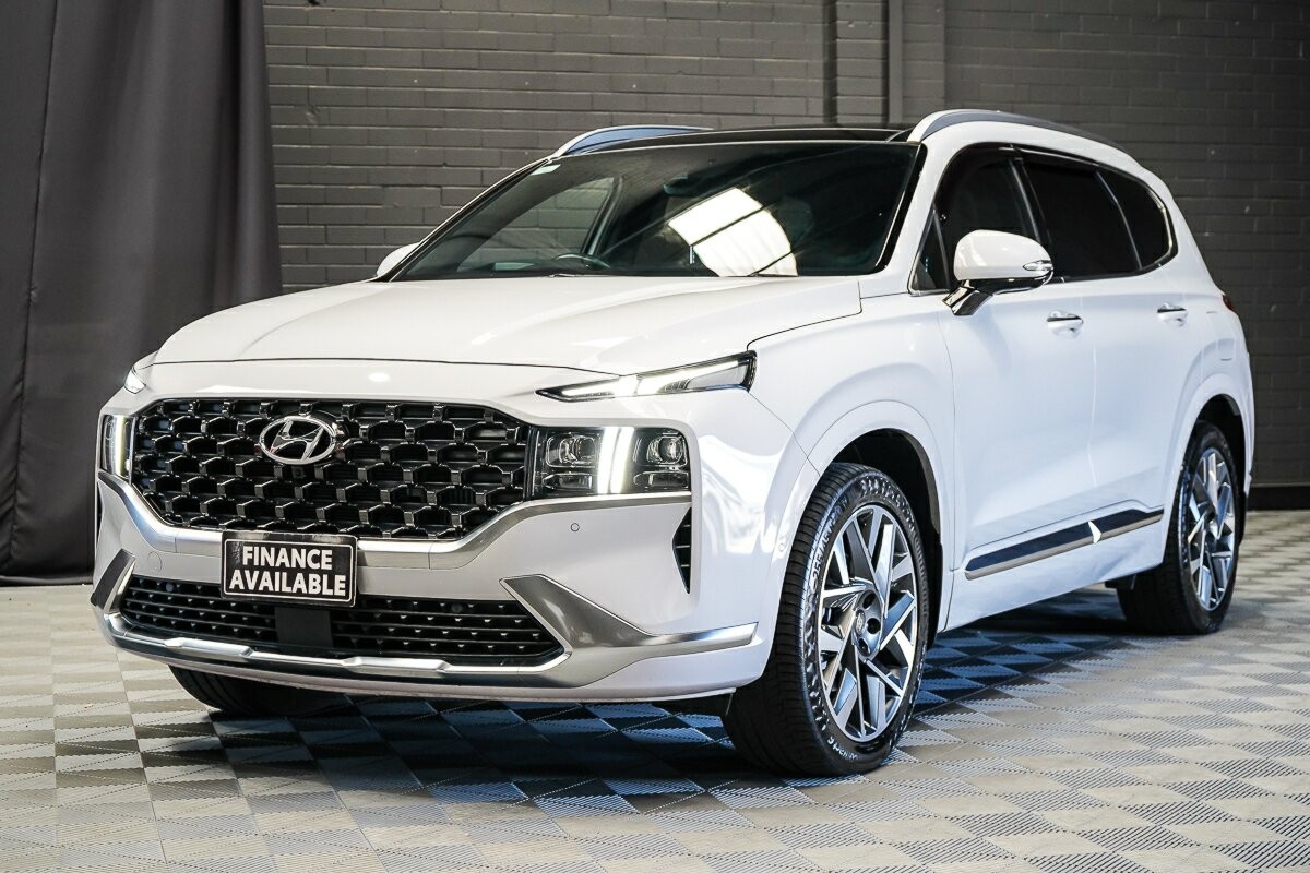 Hyundai Santa Fe image 4