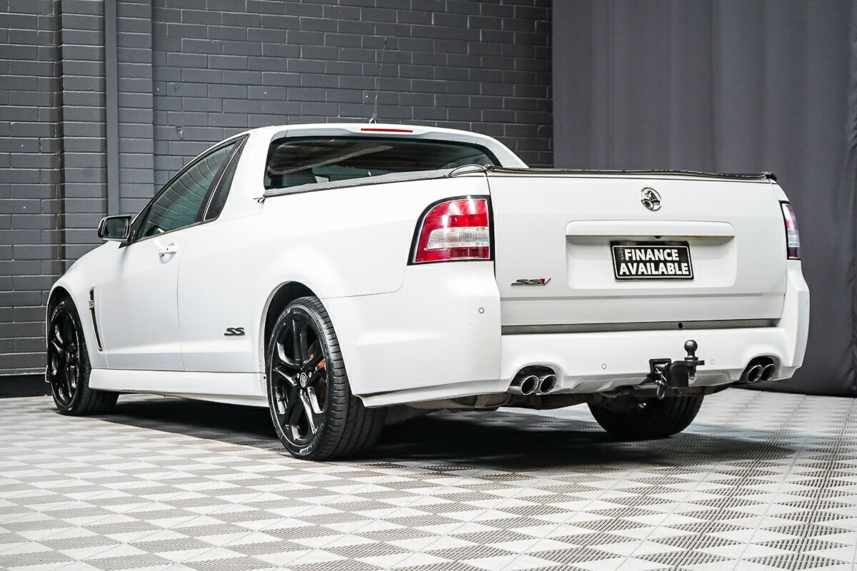 Holden Ute image 4