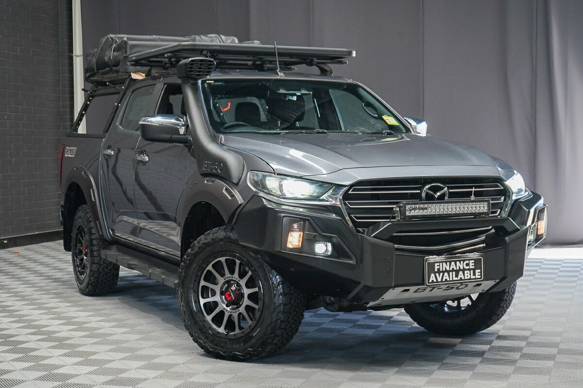 Mazda Bt-50 image 1