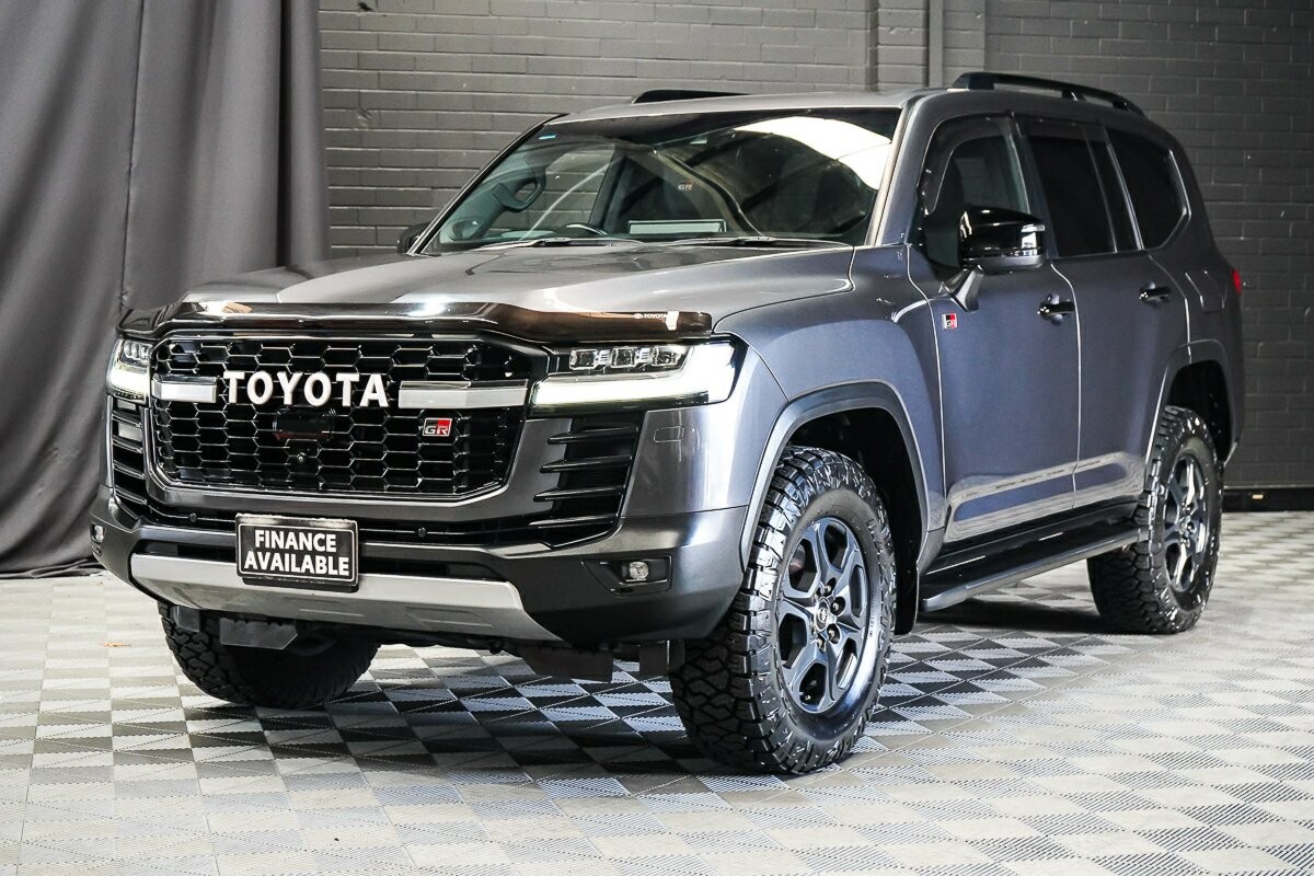 Toyota Landcruiser image 4
