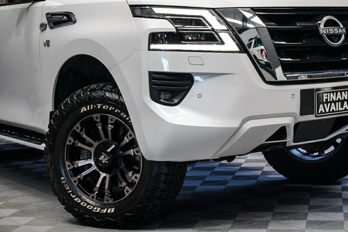Nissan Patrol image 2