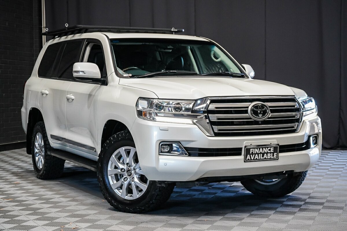 Toyota Landcruiser image 1