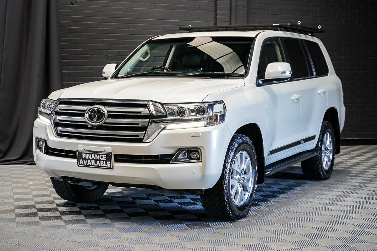Toyota Landcruiser image 4
