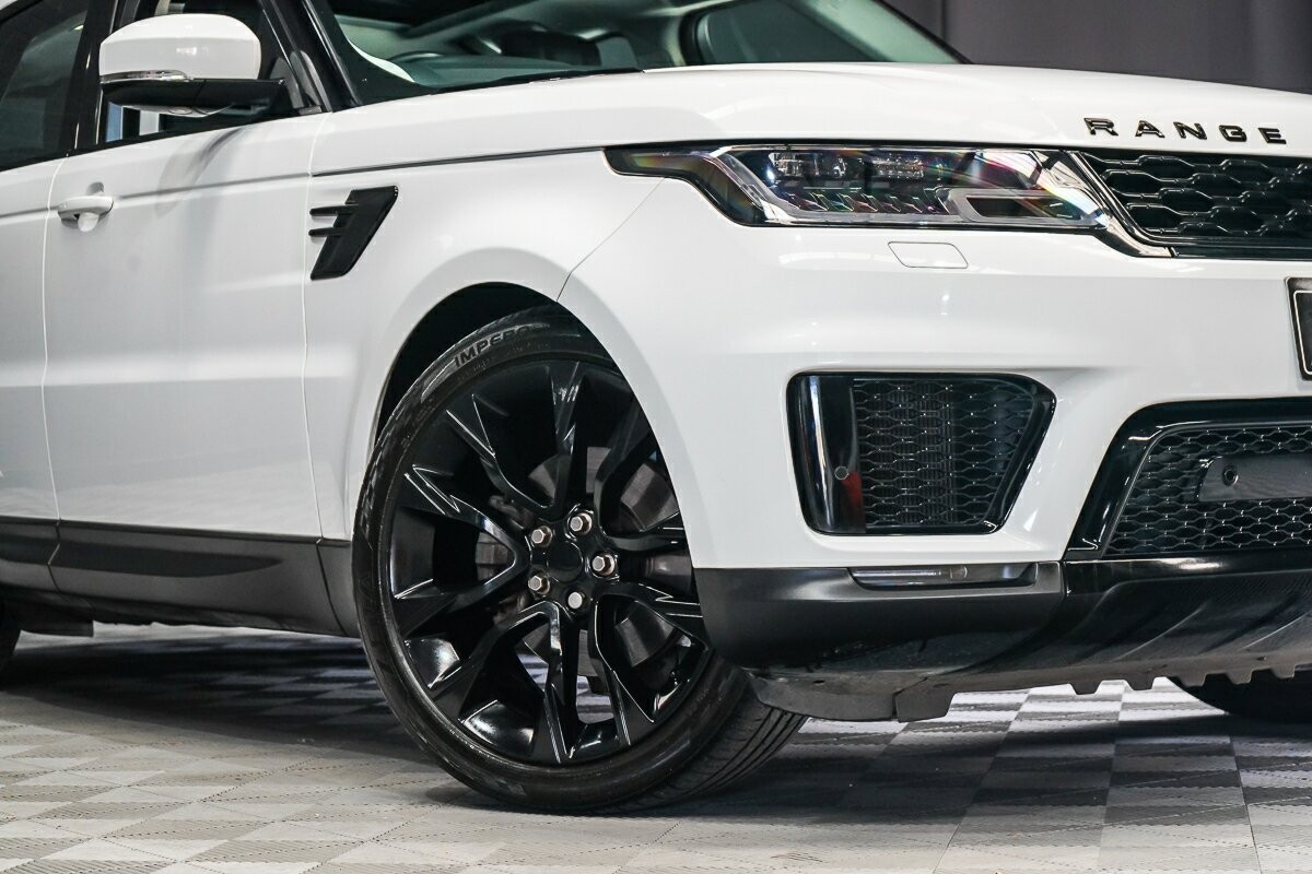 Land Rover Range Rover Sport image 2