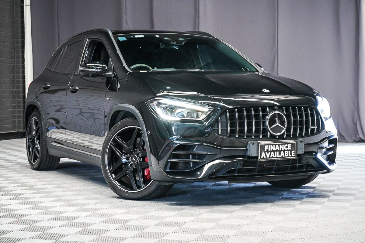 Mercedes Benz Gla-class image 1