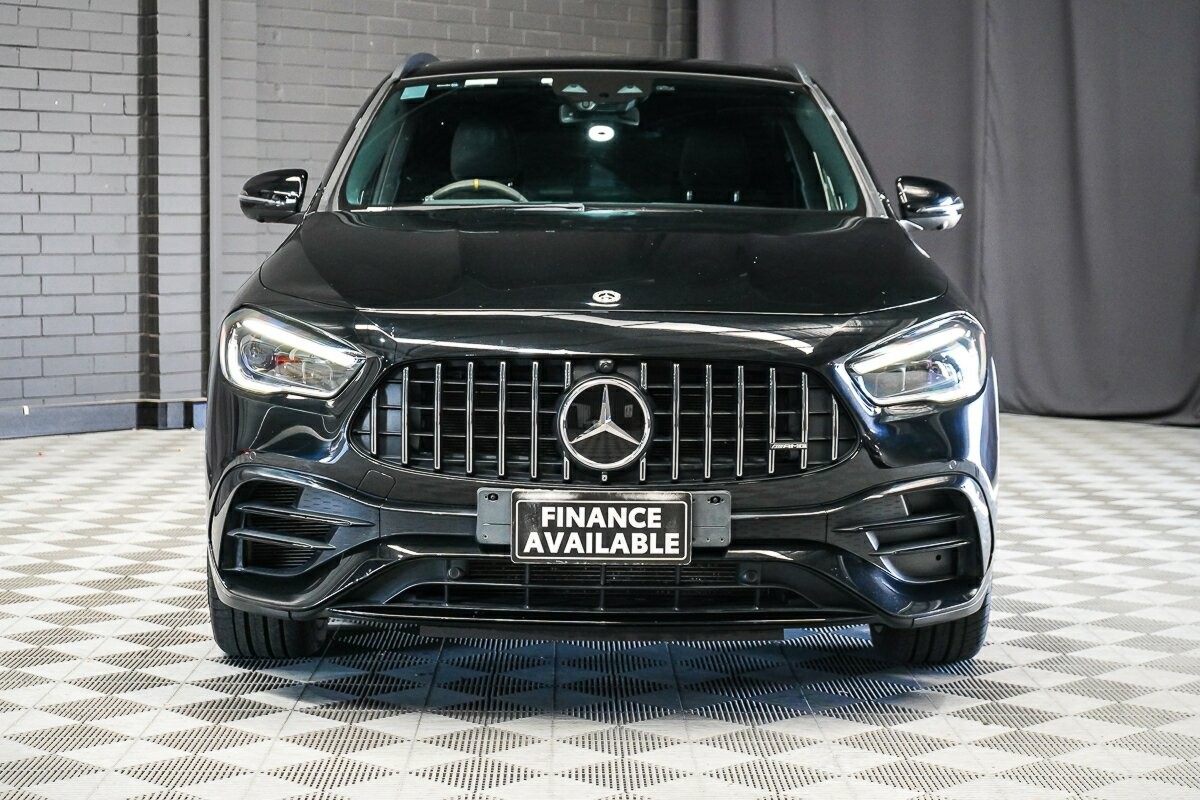 Mercedes Benz Gla-class image 3