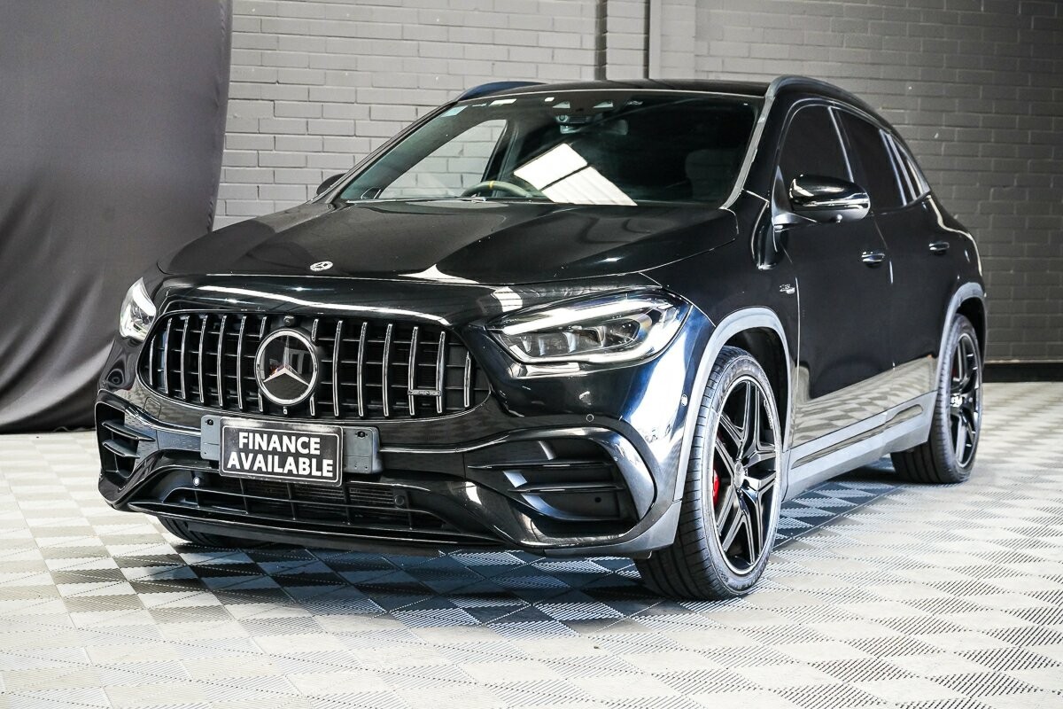 Mercedes Benz Gla-class image 4
