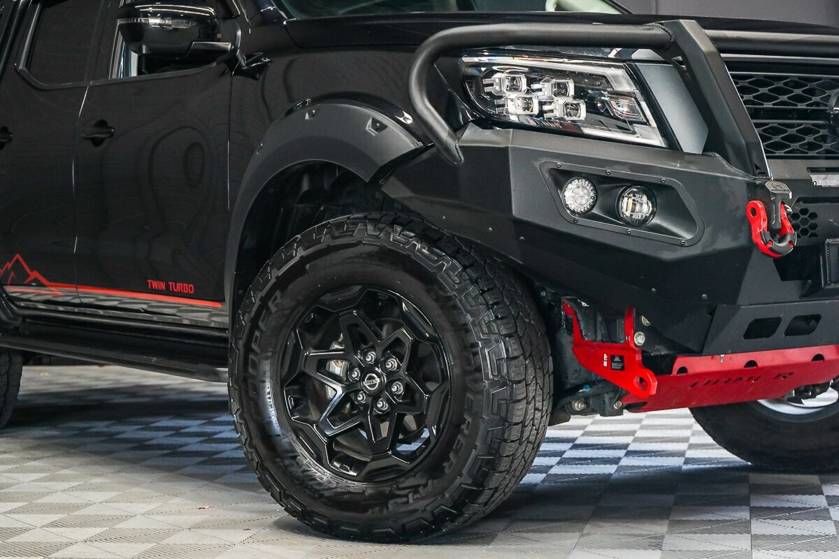 Nissan Navara image 2