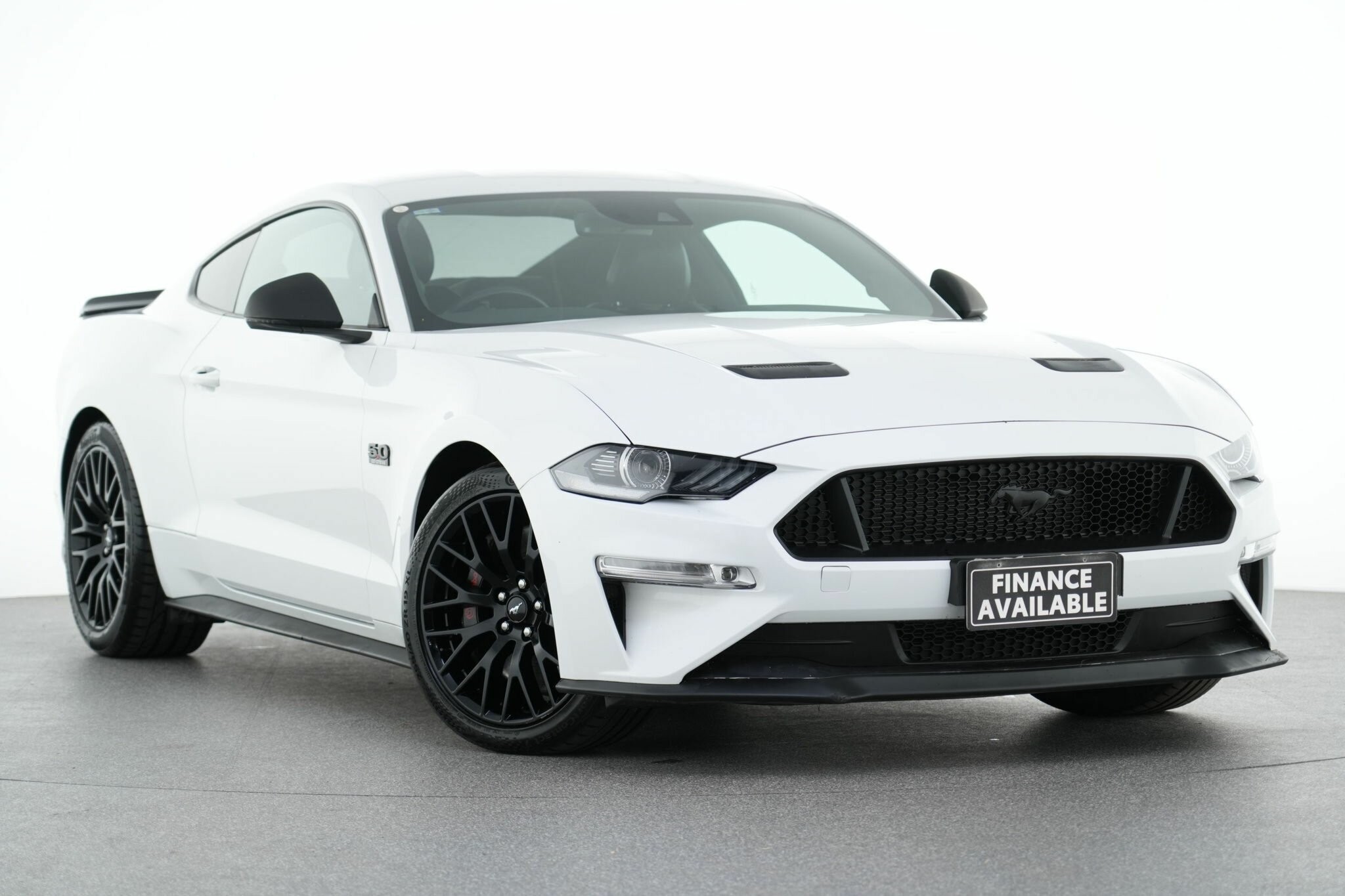 Ford Mustang image 1