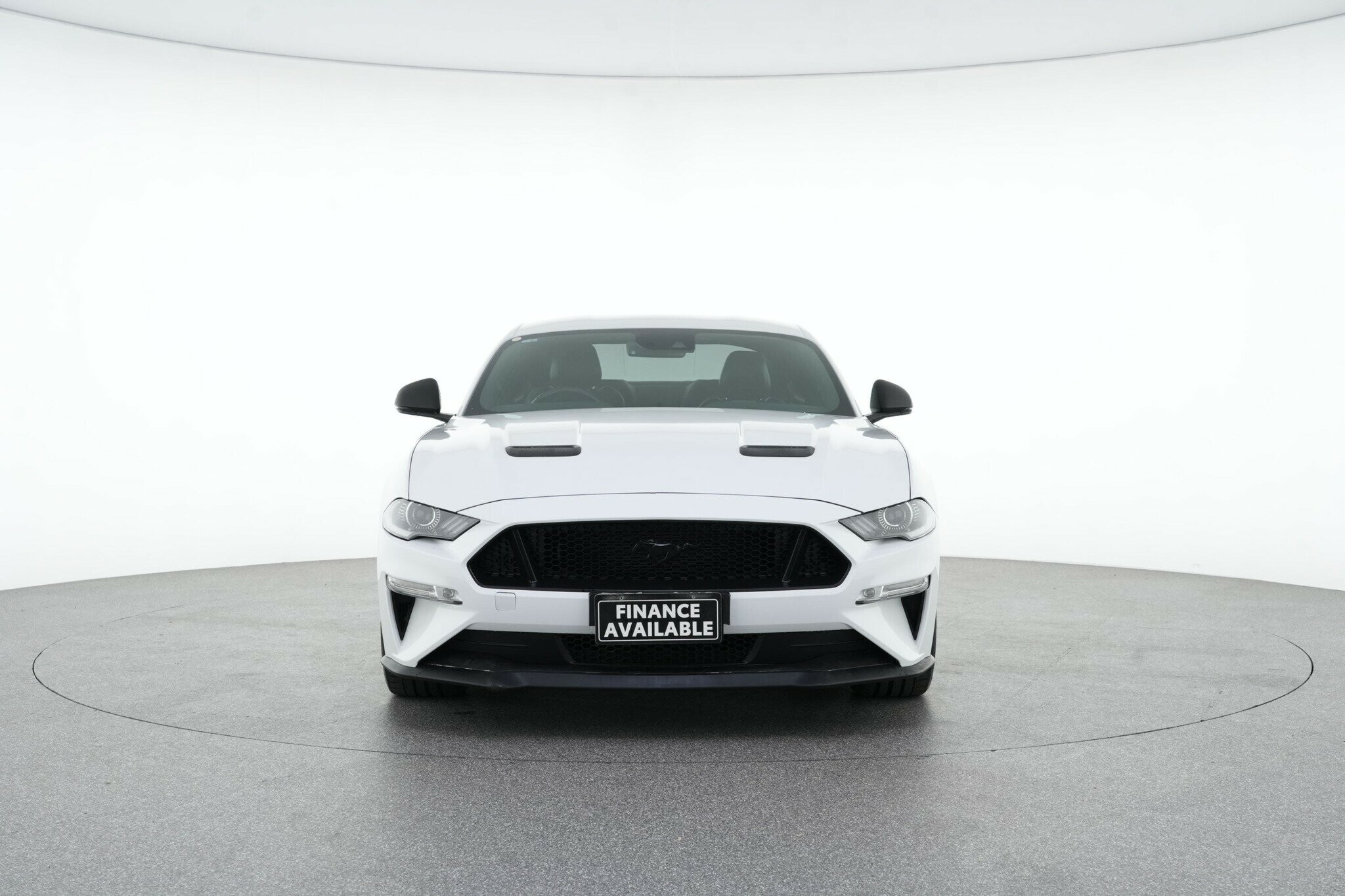 Ford Mustang image 3