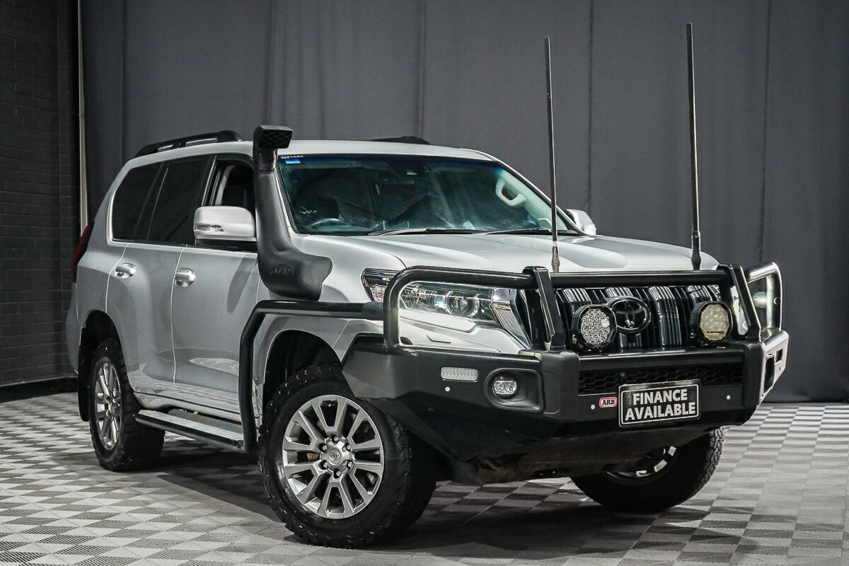 Toyota Landcruiser Prado image 1