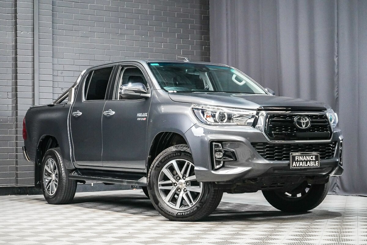 Toyota Hilux image 1