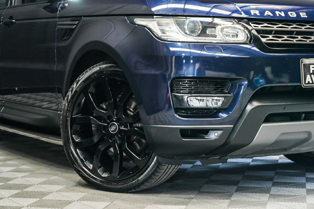 Land Rover Range Rover Sport image 2